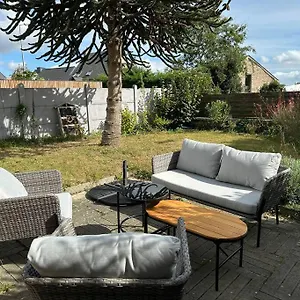 Appartement Moderne Avec Jardin Et Parking, Vannes