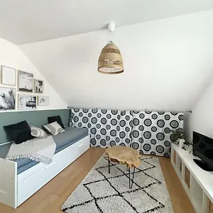 Appartement T1 Cosy - 5min Du Port - Parking - Linge Inclus, Vannes